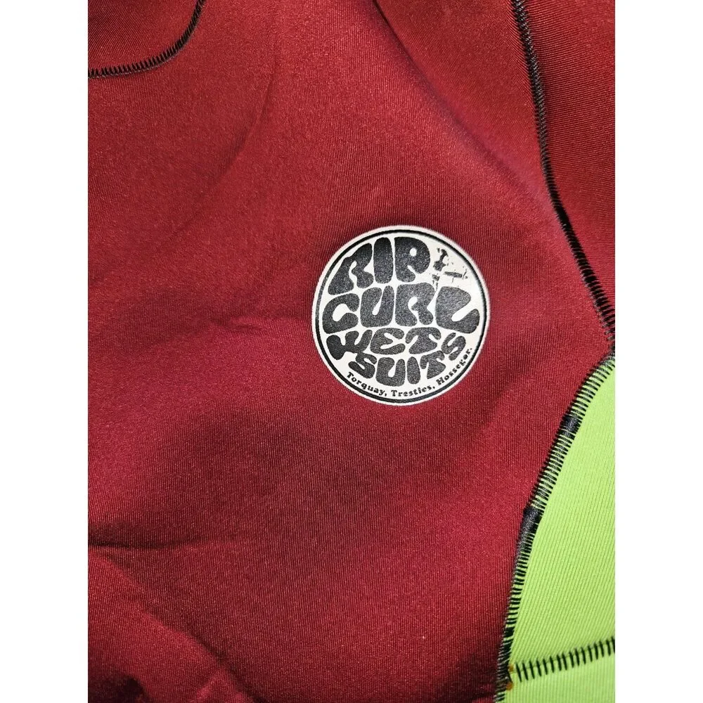 RIP CURL Kids Wetsuit Top Shirt Rashguard Long Sleeve Maroon Neon Green Size 8